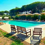 With Mediterranean Garden In Castiglione Марина-ди-Гроссето